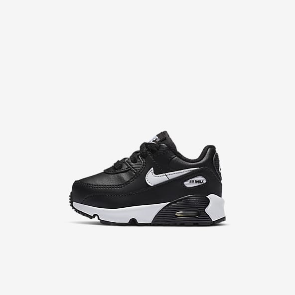 Boys black and white nike shop